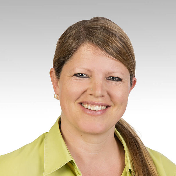 Tilley-Janine.jpg 